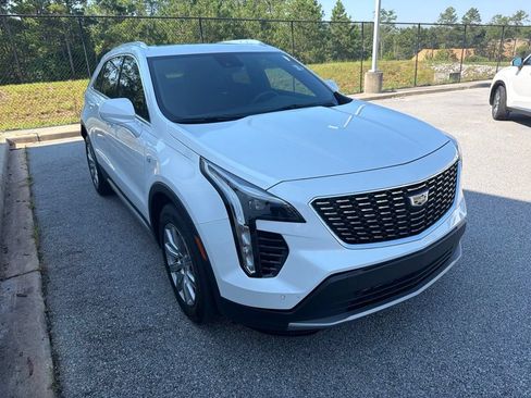 Used 2020 Cadillac XT4 Premium Luxury FWD image 6