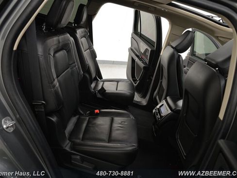 Used 2023 Lincoln Aviator Reserve w/ Equipment Group 201A image 22