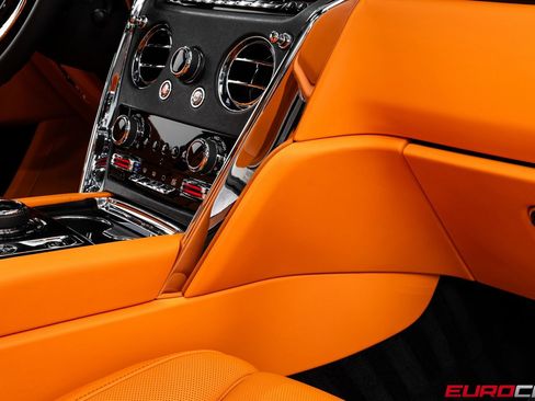 Used 2022 Rolls-Royce Cullinan image 33