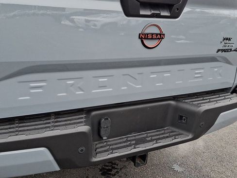Used 2023 Nissan Frontier PRO-4X w/ Pro-4X Premium Package image 35