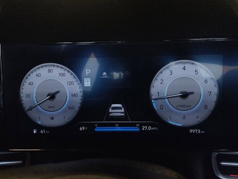Used 2024 Hyundai Elantra SEL FWD image 23