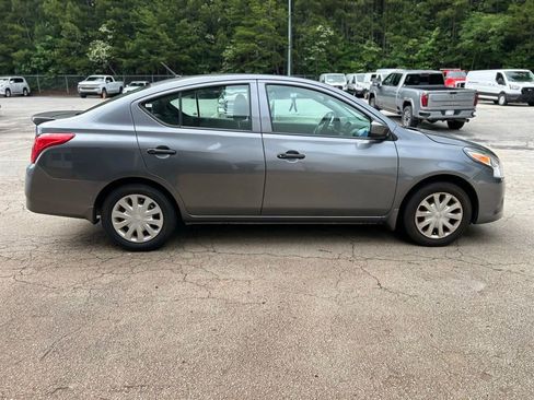 Used 2019 Nissan Versa S Plus FWD image 8
