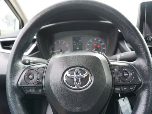 Used 2024 Toyota Corolla LE image 20