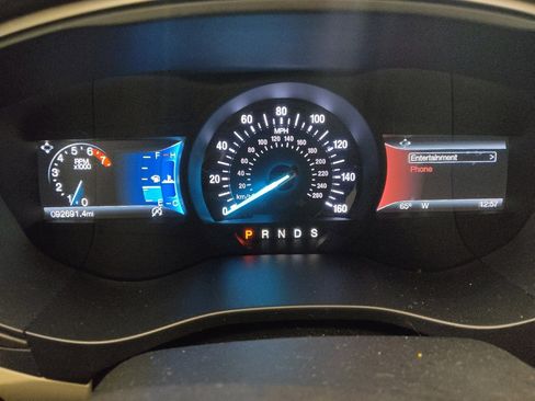 Used 2018 Ford Fusion SE w/ Fusion SE Technology Package image 23