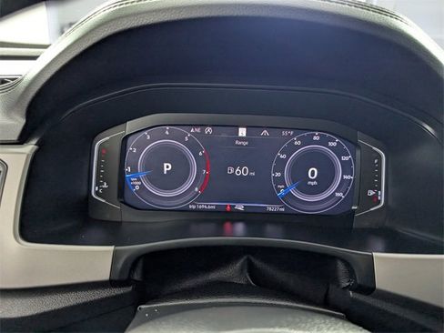 Used 2020 Volkswagen Atlas Cross Sport SEL R-Line image 28