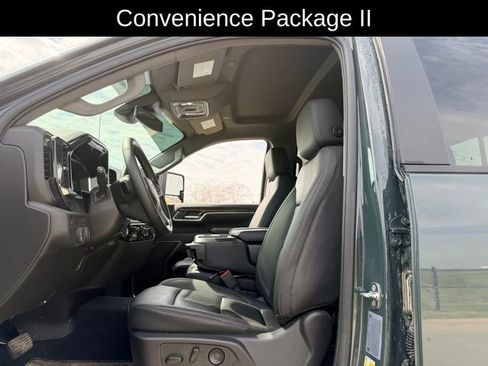 Used 2025 Chevrolet Silverado 2500 LT w/ Trail Boss Package image 8