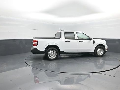 New 2026 Ford Maverick XL w/ Equipment Group 101A AWD/4WD image 8