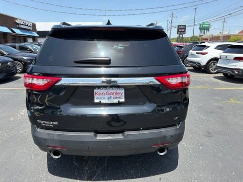 Used 2020 Chevrolet Traverse LT FWD image 5