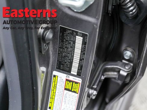 Used 2023 Toyota Camry SE image 34