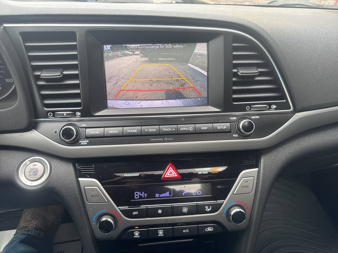 Used 2017 Hyundai Elantra Value Edition FWD image 19