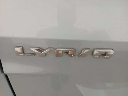Certified 2024 Cadillac Lyriq Luxury AWD/4WD image 27
