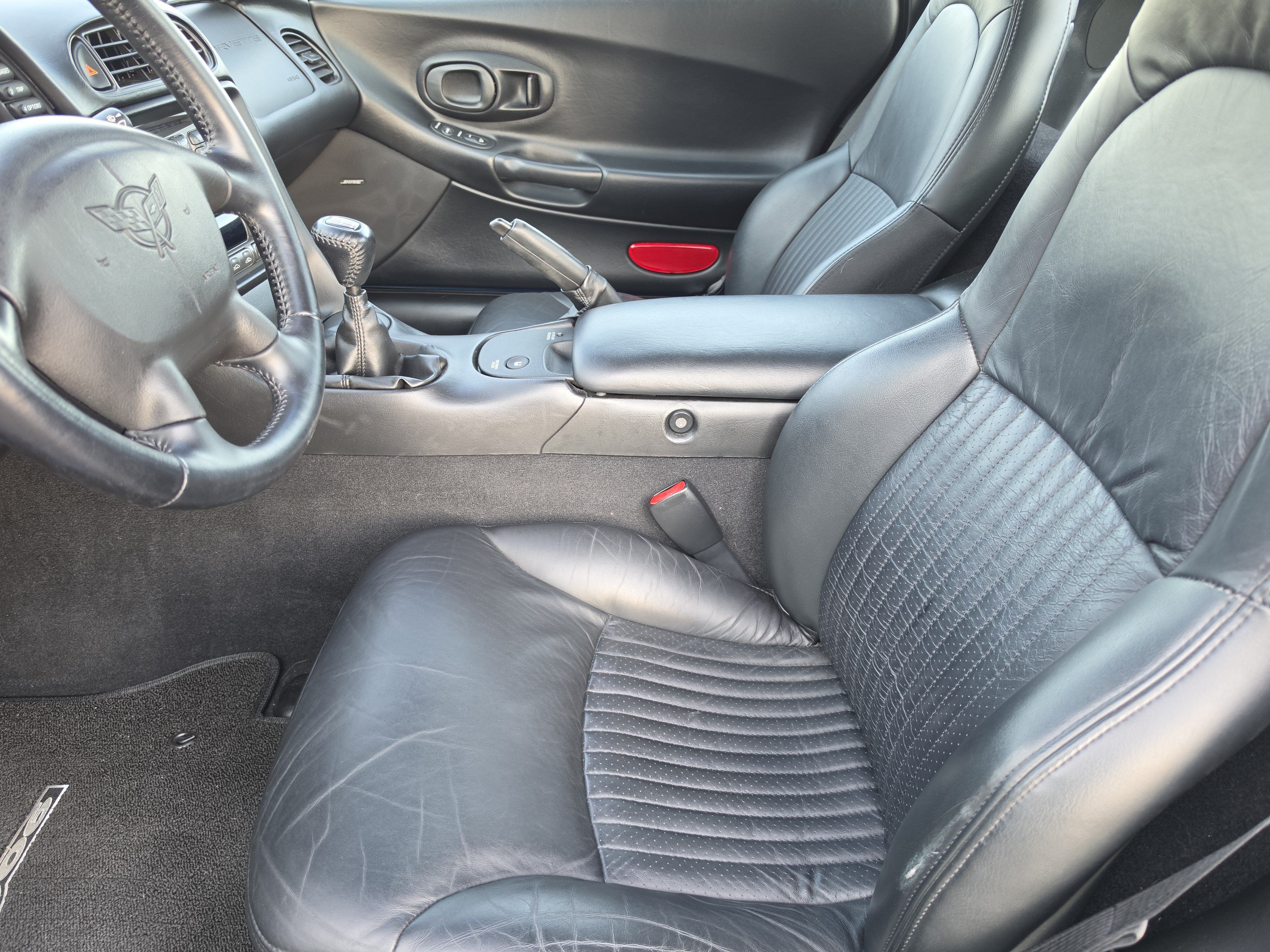 Used 2003 Chevrolet Corvette Z06 w/ Memory Package, 3 Drivers RWD image 8