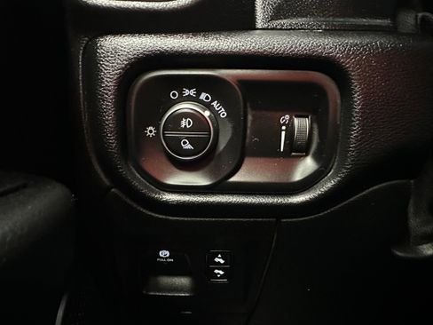 Used 2020 RAM 1500 Big Horn image 19