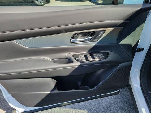 New 2025 Nissan Murano SL image 19