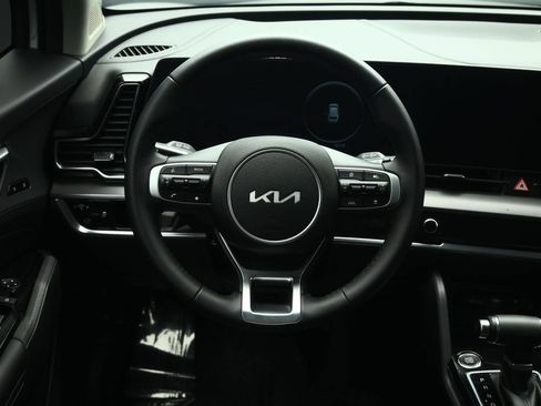 Used 2025 Kia Sportage SX FWD image 12