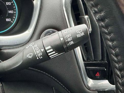 Used 2021 Chevrolet Traverse High Country image 24