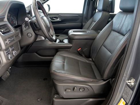 Used 2021 Chevrolet Tahoe RST w/ Luxury Package image 15