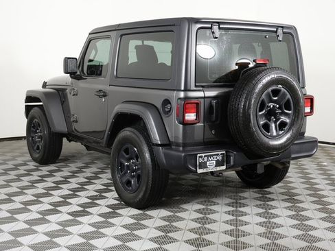 Used 2022 Jeep Wrangler Sport image 6