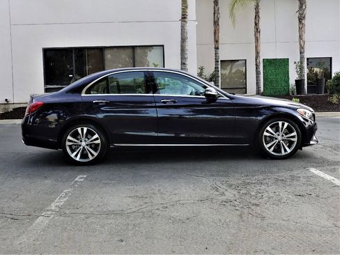 Used 2015 Mercedes-Benz C 300 Sedan image 22