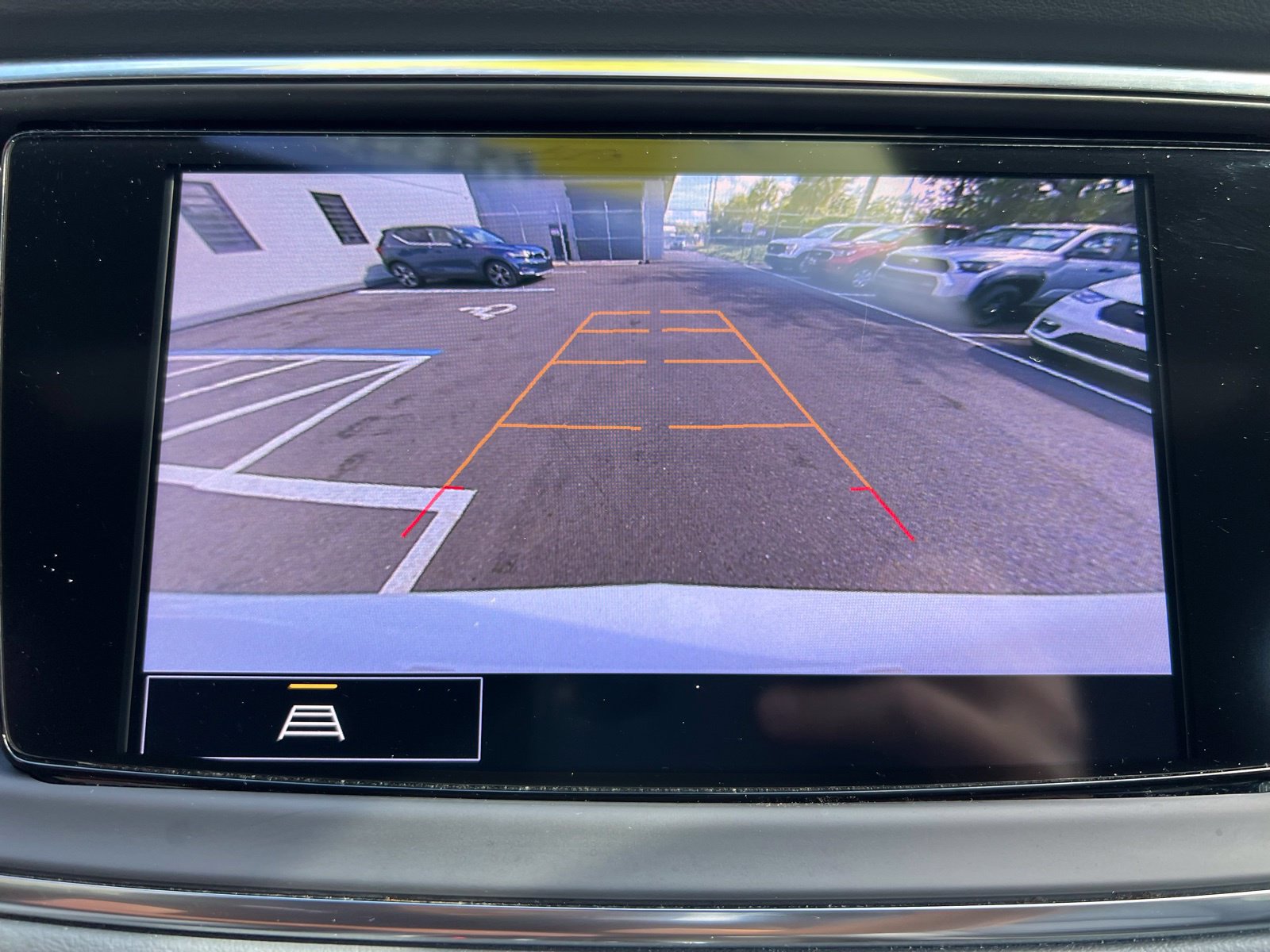 Used 2023 Buick Enclave Essence FWD image 38