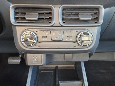 Used 2022 Ford Maverick XL image 22