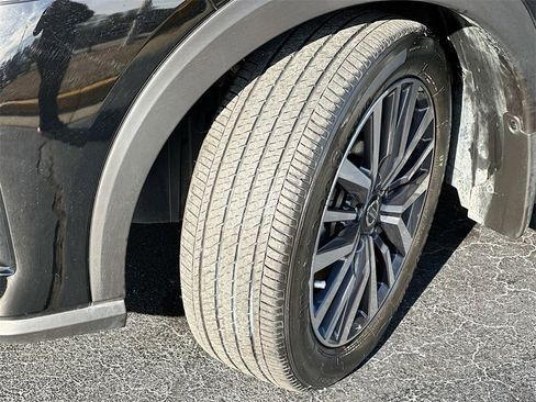 Used 2021 Nissan Kicks SV image 25