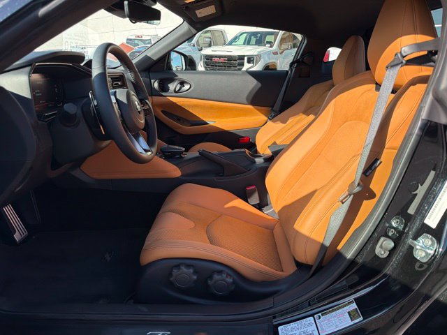 Used 2027 Nissan Z Performance RWD image 5