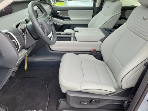 New 2026 Ford Expedition Max Platinum w/ Platinum Ultimate Package AWD/4WD image 20