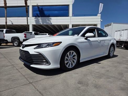 Used 2024 Toyota Camry LE FWD image 2