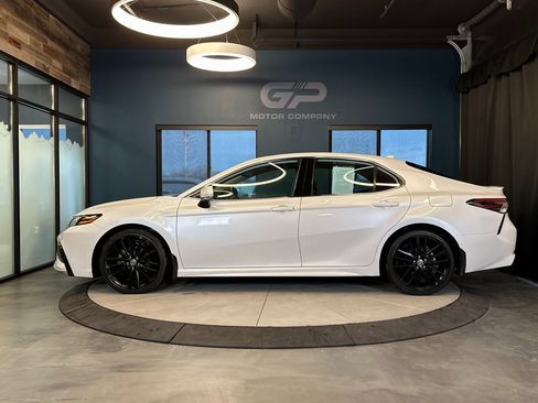 Used 2023 Toyota Camry XSE w/ Cold Weather Package image 6