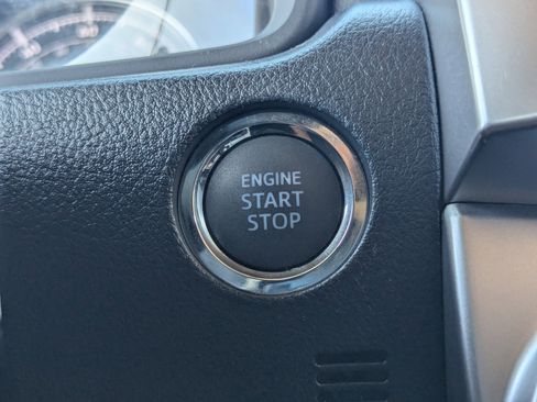 Used 2023 Toyota 4Runner Limited image 32