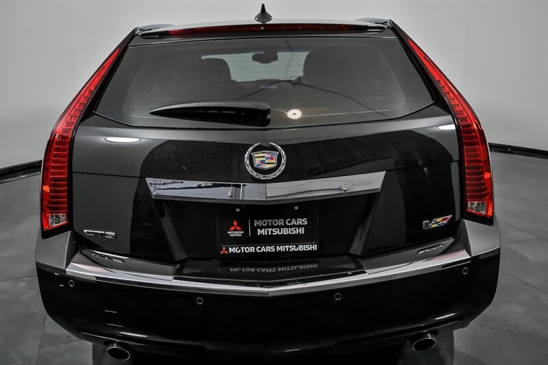 Used 2013 Cadillac CTS V w/ Wood Trim Package RWD image 9