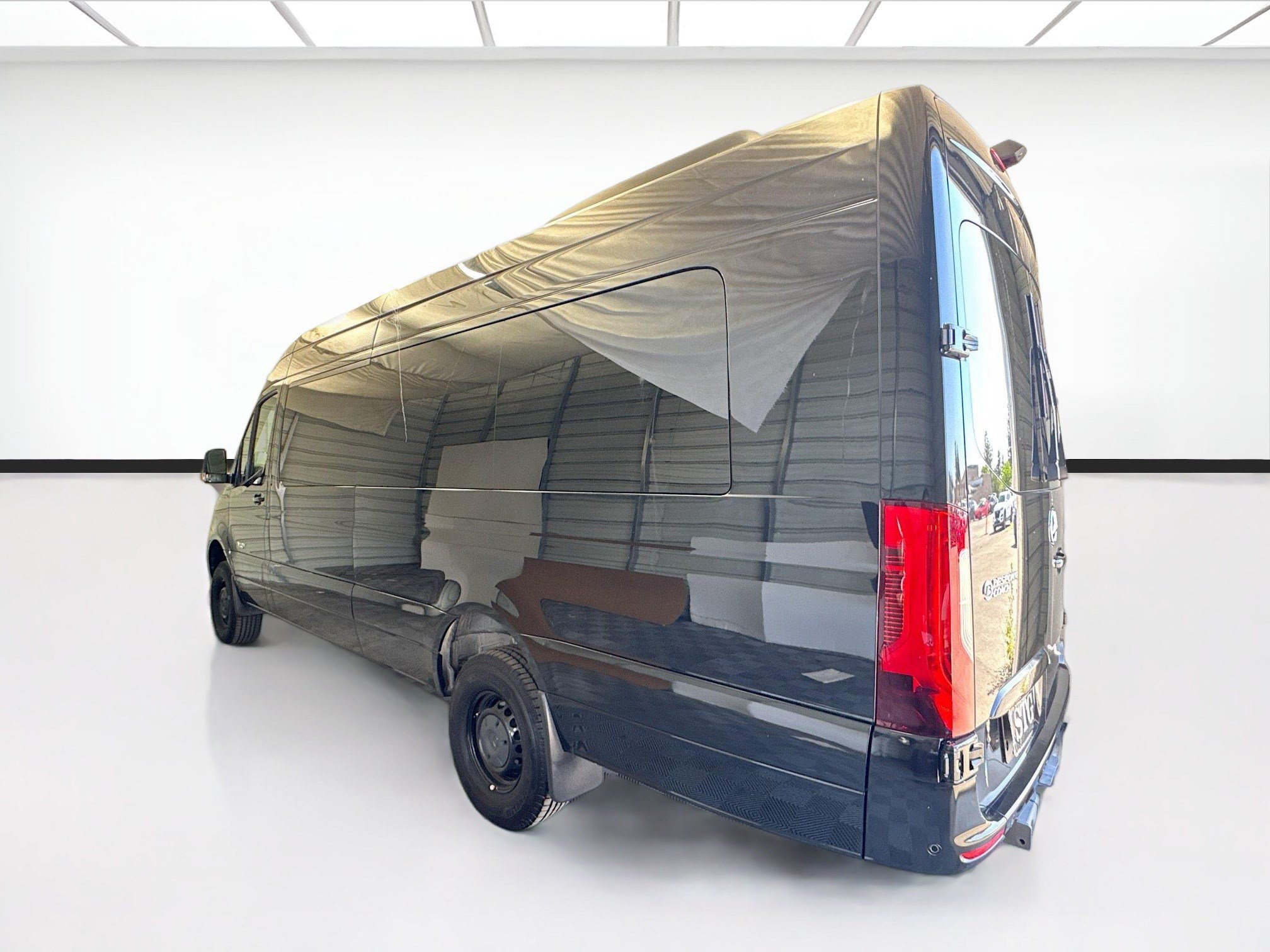Used 2022 Mercedes-Benz Sprinter 2500 image 6