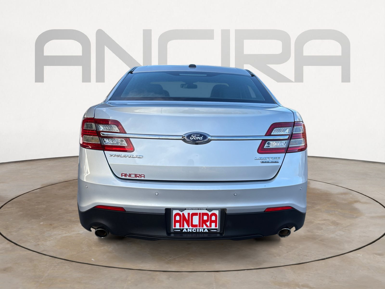 Used 2018 Ford Taurus Limited FWD image 9