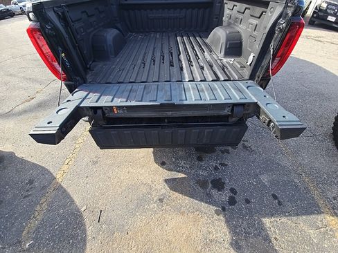 Used 2022 GMC Sierra 1500 Denali Ultimate image 18