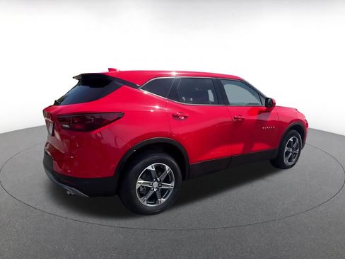 Used 2025 Chevrolet Blazer LT FWD image 15