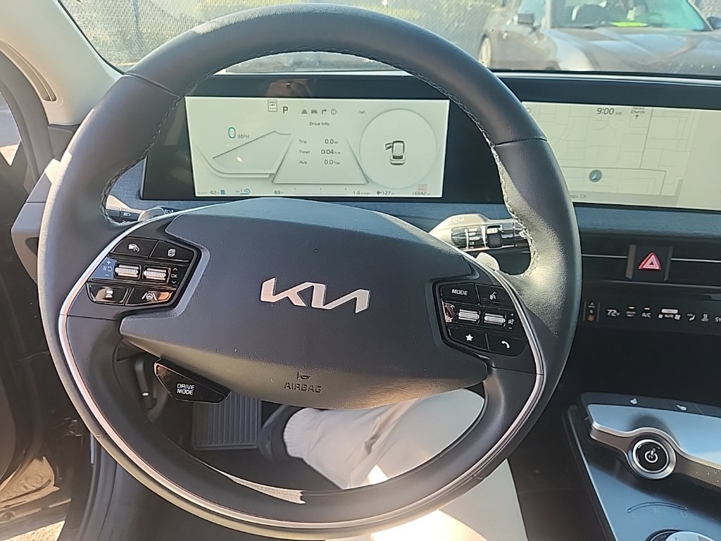 Certified 2024 Kia EV6 Light RWD image 21