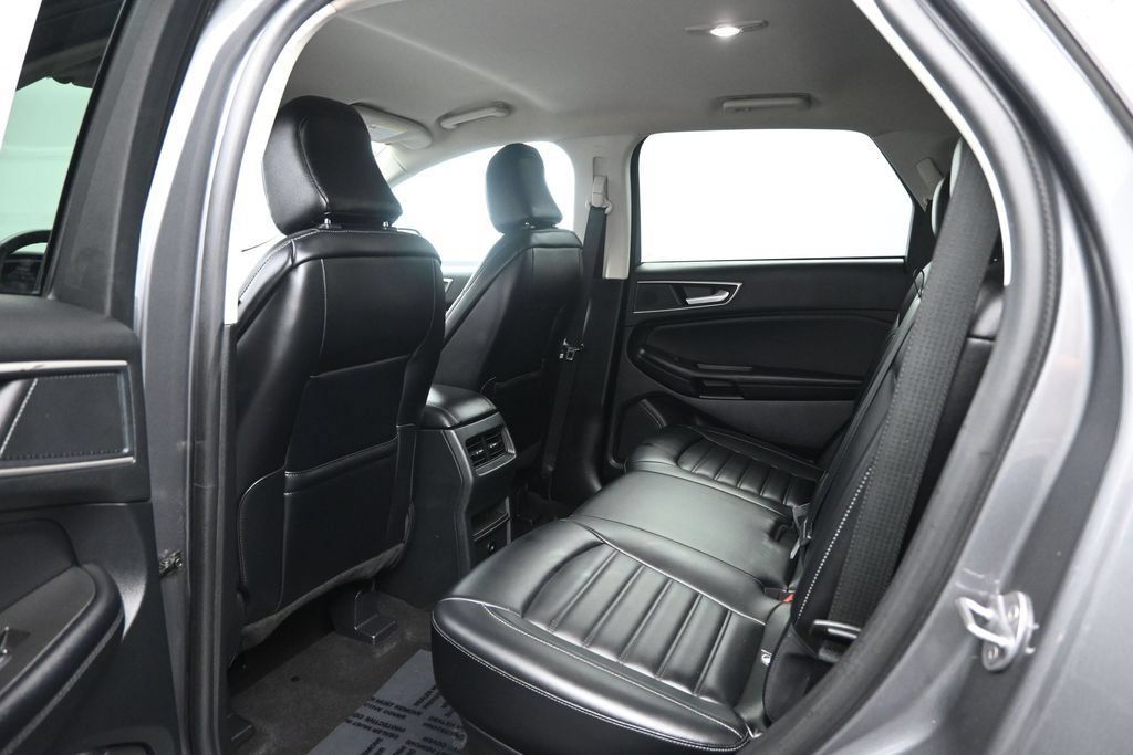 Used 2024 Ford Edge SEL AWD/4WD image 23