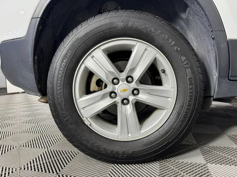 Used 2018 Chevrolet Trax LS AWD/4WD image 40