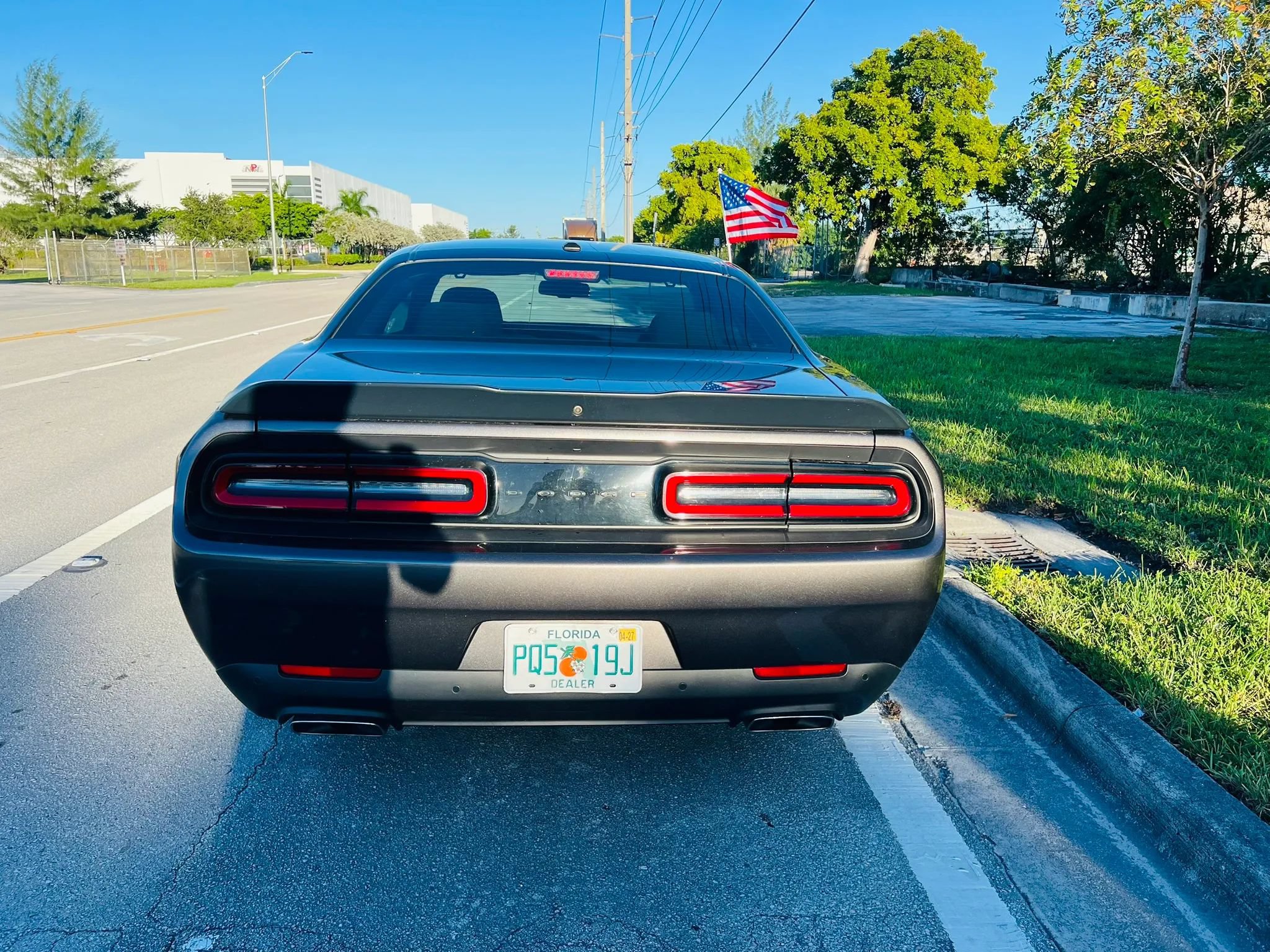 Used 2022 Dodge Challenger R/T w/ Blacktop Package RWD image 4
