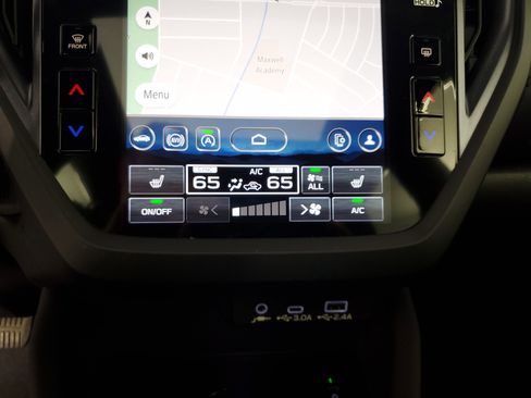 Used 2025 Subaru Forester Limited image 19