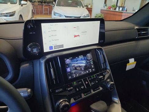 New 2026 Lexus LX 600 4WD w/ Premium Package image 27