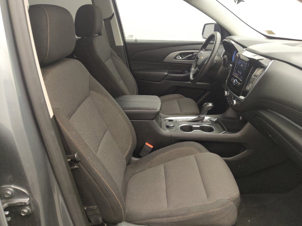 Used 2020 Chevrolet Traverse LS FWD image 21