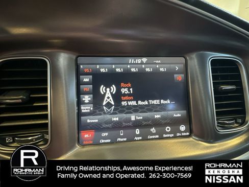 Used 2020 Dodge Charger Scat Pack image 6
