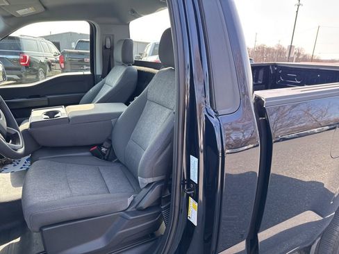 Used 2025 Ford F150 XL image 10