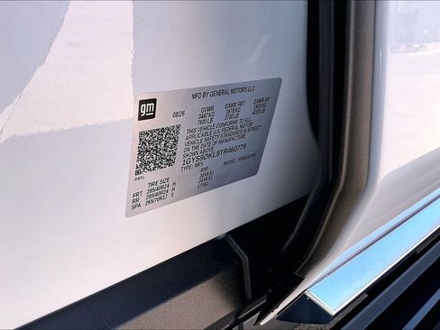 New 2026 Cadillac Escalade Platinum Luxury w/ LPO, Floor Liner Package AWD/4WD image 13