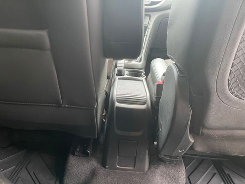 Used 2018 Buick Encore Preferred image 28