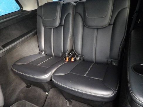 Used 2012 Mercedes-Benz GL 320 BlueTEC 4MATIC w/ Premium 1 Pkg image 16