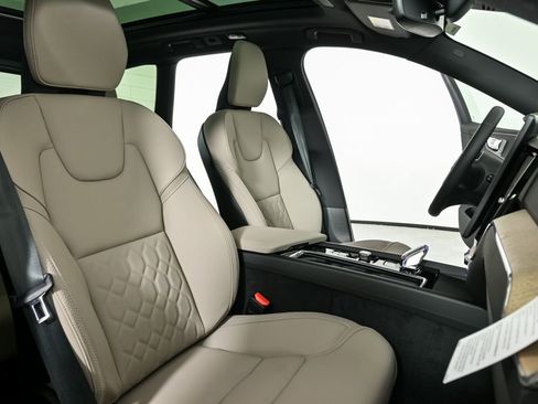 New 2026 Volvo XC60 B5 Core image 23