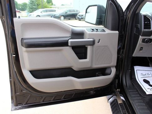 Used 2016 Ford F150 XLT w/ XTR Package AWD/4WD image 14